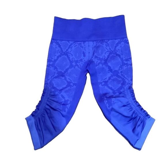 Lululemon In The Flow Crop II Sz 6 - Picture 5 of 14